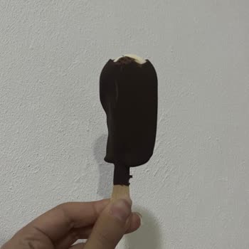 Migros Magnum Mini Dondurmasının Yarım Dolu Gelmesi