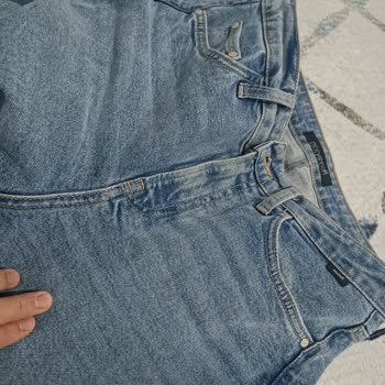 Diyarbakır’daki Mavi Mağazasından Alınan Pantolonun Hızlı Esnemesi Ve Destek Eksikliği