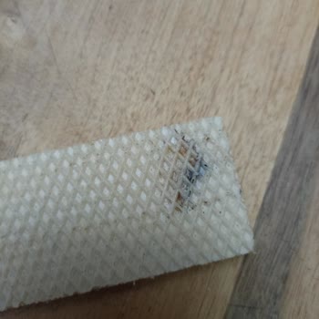 BİM Muz Aromalı Gofretten Yabancı Cisim Çıktı, Sağlık Endişesi Ve Güven Sarsıntısı