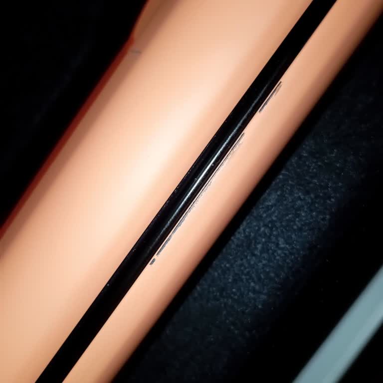 Dyson Airstrait Saç Düzleştiricide Boya Kalkması Ve Yetersiz Servis