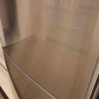 Bosch Buzdolabının Kapak Çizgileri Üretim Hatası Ve Garanti Dışı Ücretli Değişim İtirazı