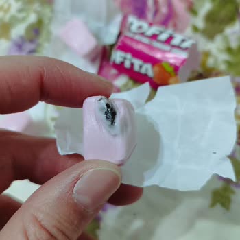 Çilek Aromalı Şekerde Görülen Yabancı Madde Ve Gıda Güvenliği Endişesi