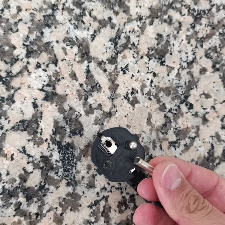 Servis Randevu Saati Tutulmadı, Gizli Ücret Ve Garanti Sorunu