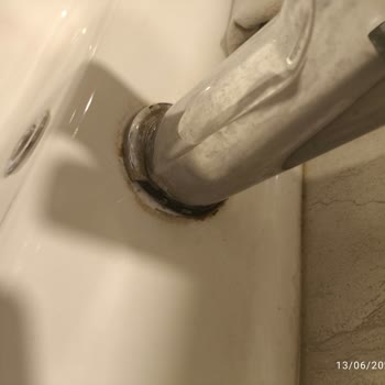 ECA Markalı Lavabo Bataryası Ayıplı, Ücretsiz Değişim Talebi
