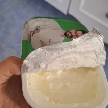 Pınar Labneden Çıkan Kıl