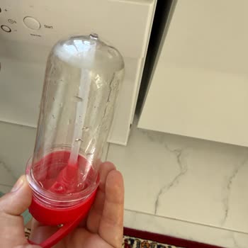 Lefties Çocuk Sulukları Düşük Sıcaklıkta Bulaşık Makinesinde Deforme Oldu
