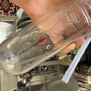 Lefties Çocuk Sulukları Düşük Sıcaklıkta Bulaşık Makinesinde Deforme Oldu