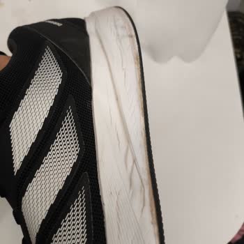 Adidas Ayakkabıda Kısa Sürede Açılma Ve İade Talebi