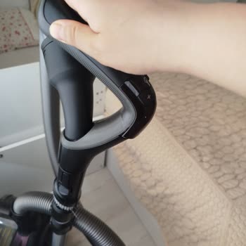 Philips Süpürge Kumanda Başlığı Gevşek Ve Kalıcı Çözüm Bekliyor