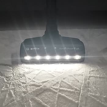 Bosch Kablosuz Süpürgenin LED Işıkları Hızla Kısılıyor Ve Servis Yanıtı Vermiyor