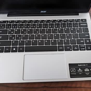 Acer Dizüstü Bilgisayar Yangın Riski Nedeniyle Değişim Talebi