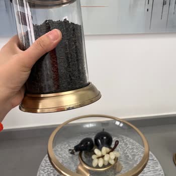 Karaca Çay-Şeker Kavanozunun Metal Parçası Soyuluyor, Garanti Kapsamına Alınmıyor