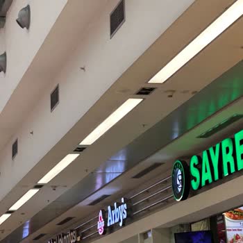Arby's Arbys Şubesinde Müdürün Zorlamasıyla Bozuk Soğan Halkası Ve Bayat Ürün Satışı