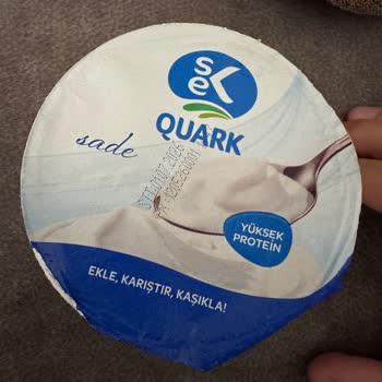 Küflü Quark Ürünleri İçin Sağlık Endişesi Ve İade Talebi