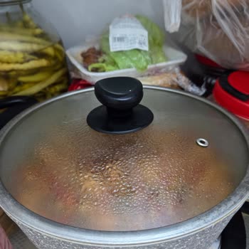Buzdolabında Sürekli Nemlenme Ve Gıda Bozulması