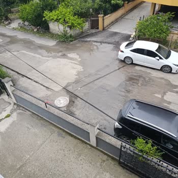 Boru Hattı Patlaması Sonrası Sürekli Su Kesintisi Ve Bilgi Eksikliği
