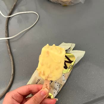 Magnum Dondurmasında Yarım Eksik Çıktı, 1000 TL’lik Alışverişte Hayal Kırıklığı