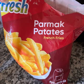 Simsiyah Patatesler Ve Kötü Koku Nedeniyle Açıklama Ve Ürün Değişimi Talebi