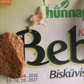 İpa Market Bebek Bisküvisinde Kumaş Parçası Tespit Edildi