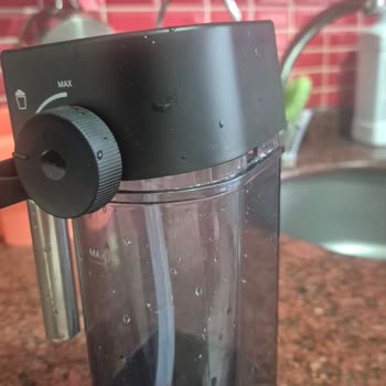 Yanlış Arıza Girişi Nedeniyle Süt Köpürtücü Kapak Değişimi Talebi