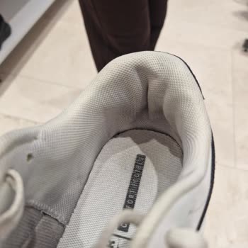 Reebok Ayakkabısının Erken Deformasyonu Ve Mağazanın Haksız Müşteri Hatası İddiası