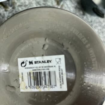 Stanley 2 Litrelik Termos Sıcak Tutma Süresi 8 Saatte Düşüyor