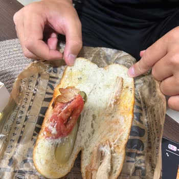 Kurtköy Viaport’ta Usta Dönerci’de Az Porsiyonlu Tavuk Döner Şikayeti
