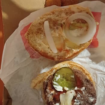 Siparişte Malzeme İhlali Ve Milkshake Eksikliği