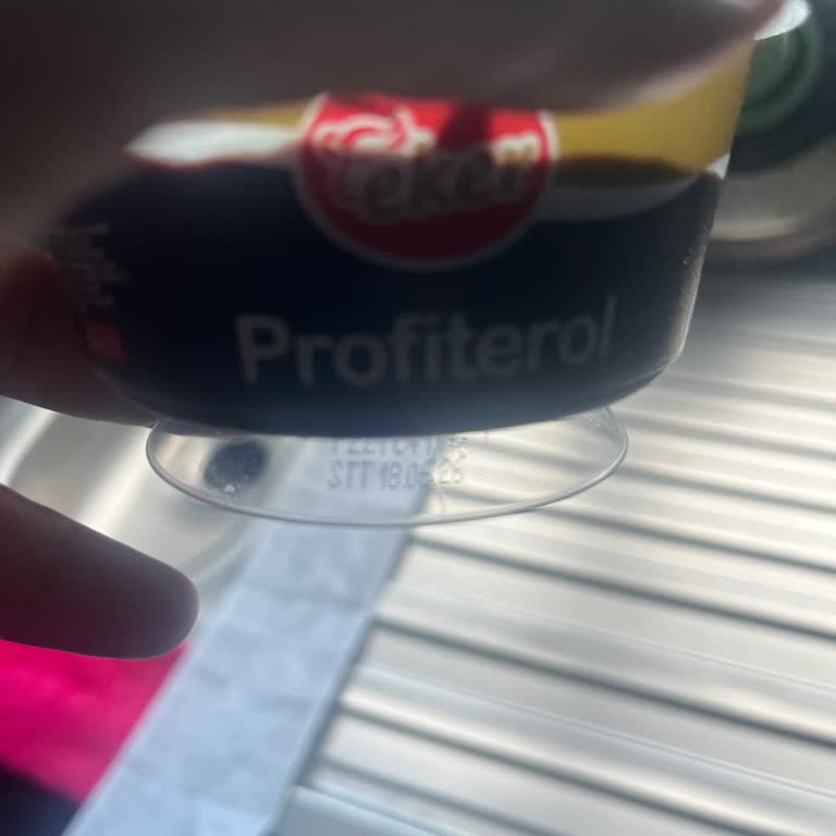 Küflü Profiterol Ürünü İçin Geri Ödeme Ve Denetim İsteği