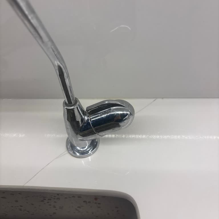 Montaj Hatası Porselen Tezgahı Çattı Ve Masrafı Karşılanmalı