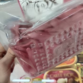 Bozuk Tavuk Ve Salam, İade Reddi Ve Saygısız Personel Davranışı