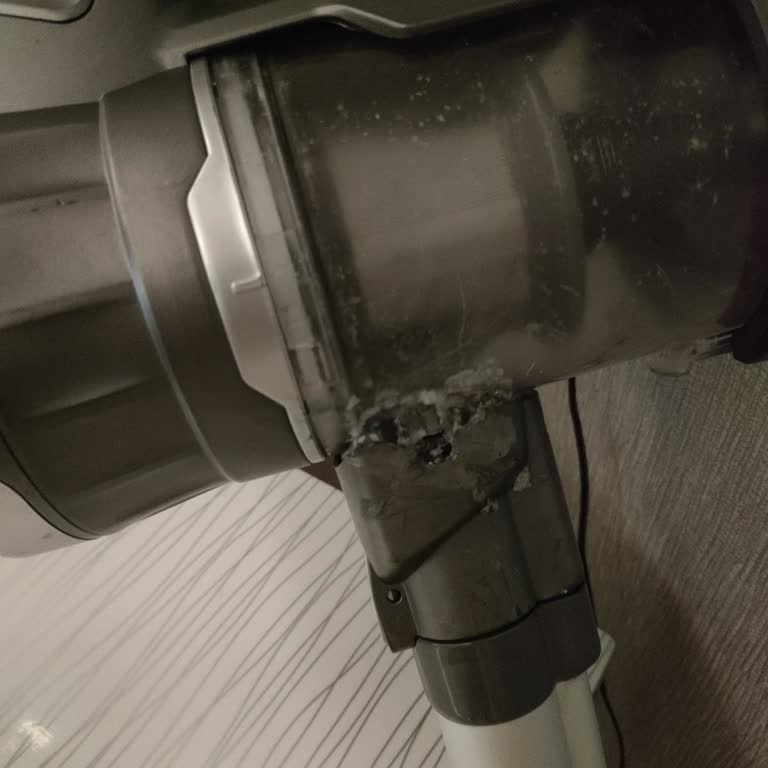 Heifer Quiclean Pro Süpürge Toz Haznesi Kırıldı, Yedek Parça Temin Edilemiyor
