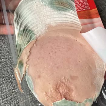 Lezita Piliç Salamda Küf Ve Kötü Koku: Sağlık Riski Ve Açıklama Talebi