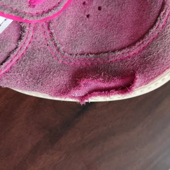 Adidas Kadın Ayakkabısının Kısa Sürede Yırtılması Ve Ücret İadesi Talebi