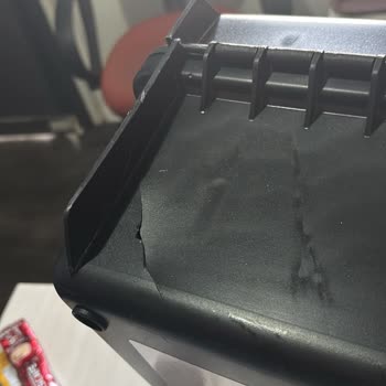 Kırık Kutu Gelen Kaynak Makinesi İçin Yeni Kutu Ve Tazminat Talebi