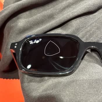 Reyondan Çizikli Ray-Ban Gözlüğün Değişim Talebine Reddedildi