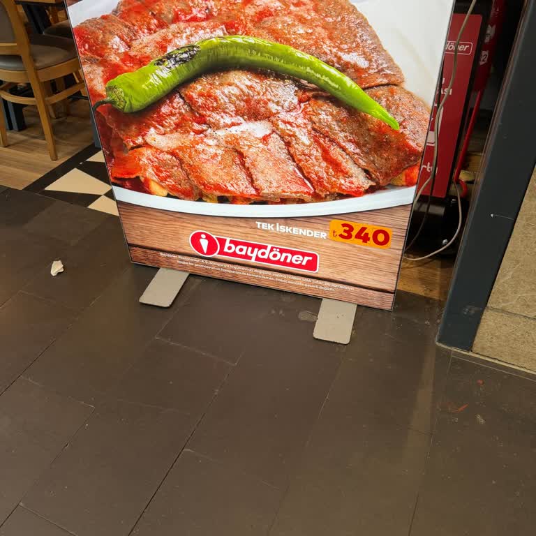 İskender Ücreti Çelişkisi Ve Kaba Personel Davranışı