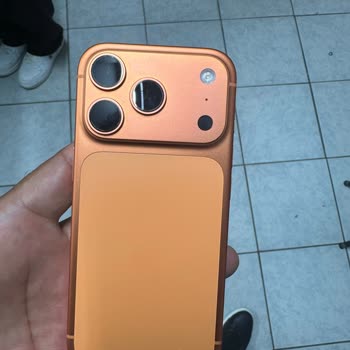 İPhone Garanti Kapsamı Dışında Renk Solması İçin 25.000 TL Ücret Talebi