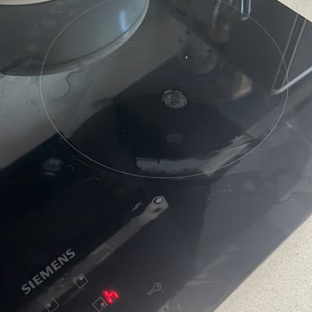 Siemens Cam Ocak Garanti Sonrası Çatladı Ve Ücretsiz Parça Değişimi Talebi
