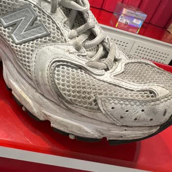 Deforme Olan New Balance 530 Ayakkabımda Kullanıcı Hatası İddiası Ve İade Reddi