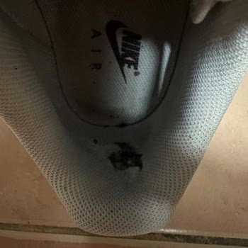 Nike Air Force Ayakkabıda Kısa Sürede Deformasyon Ve Mağazanın Kullanıcı Hatası İddiası