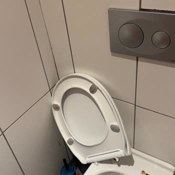 Starbucks Bodrum Marina Şubesinde Hijyenik Olmayan Tuvaletler