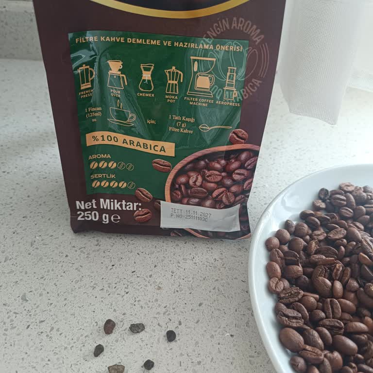 A101 Cafex Kahve Çekirdeklerinin Arasında Minik Taşlar Olması