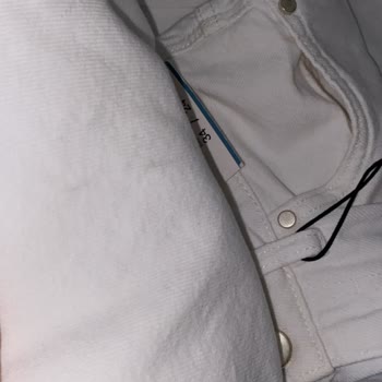 Lefties'den Gelen Kirli Ve Kullanılmış Sıfır Beyaz Geniş Bacak Jean