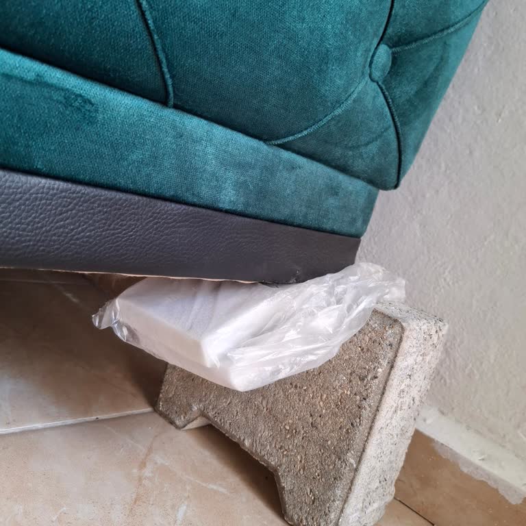 Mondi Home'dan Aldığım Koltukta Gıcırtı Ve Kırılan Ayaklar İçin Garanti Reddi Ve İade Talebi