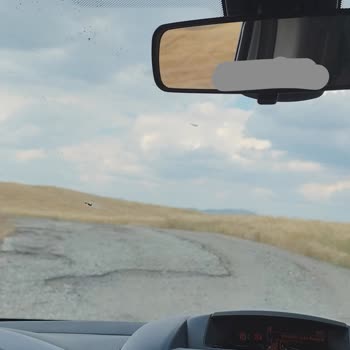 Köyler Arası Tehlikeli Yol Durumu Ve Acil Onarım Talebi