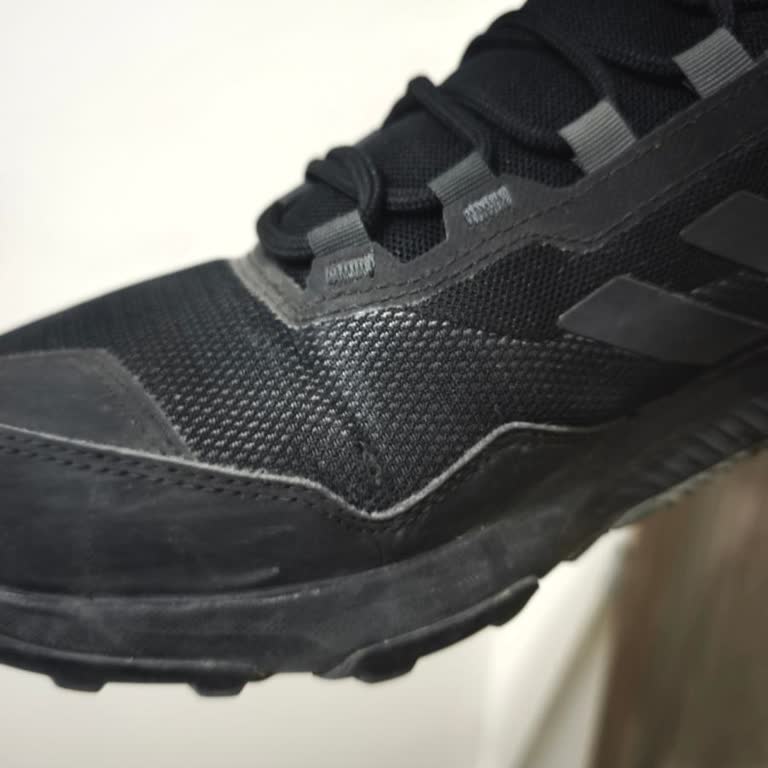 Hepsiburada’da Adidas Terrex Ayakkabımın Garanti Kapsamında Değişim Talebi