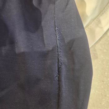 Fabrika Tişörtlerde Dikiş Hataları Ve Mağaza Değişim Reddi