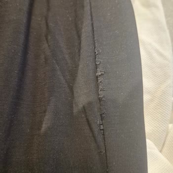 Fabrika Tişörtlerde Dikiş Hataları Ve Mağaza Değişim Reddi