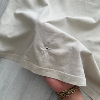 İlk Yıkamada Delinen T-Shirtlerde Kalite Sorunu Ve Değişim Talebi